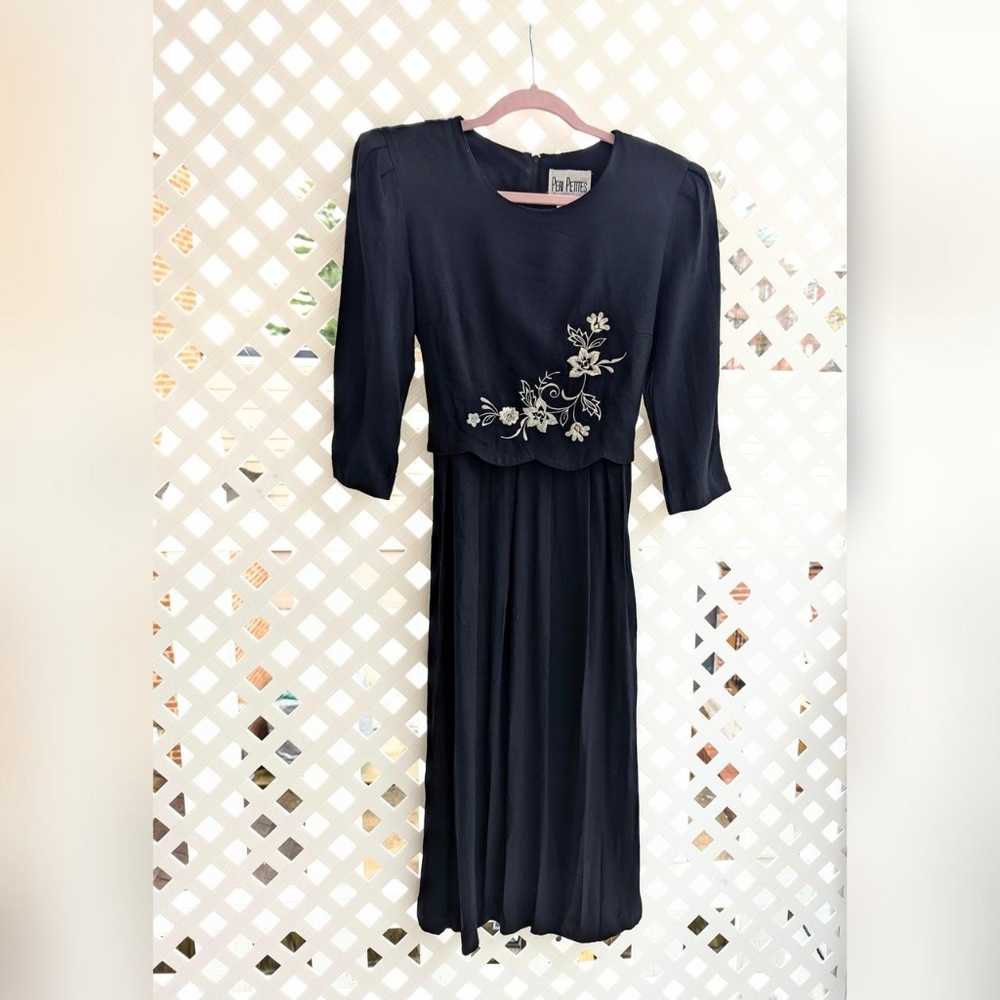 Vintage 80's Peri Petites Black & Metallic Silver Floral Embroidered Dress